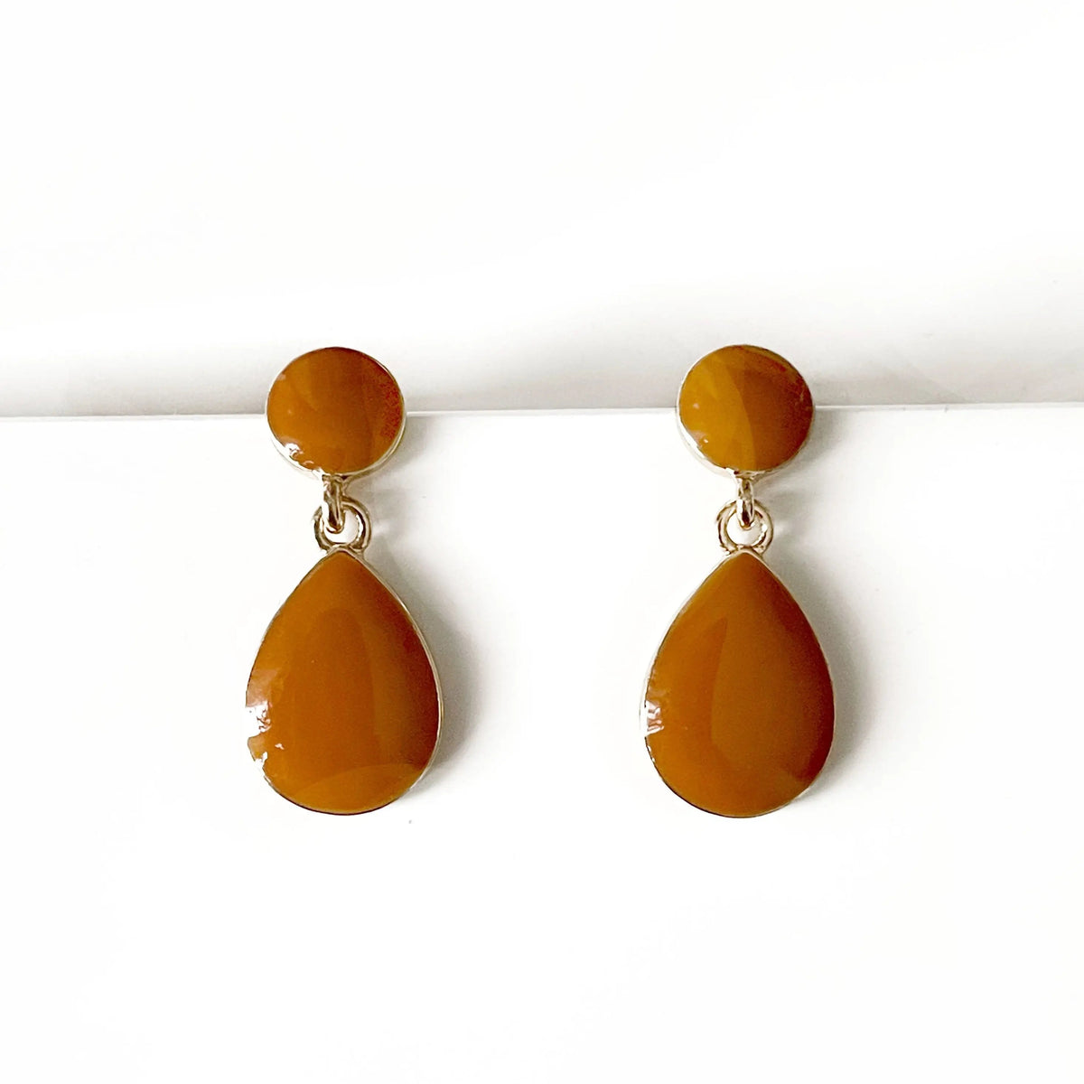 Terra Caramel Emaille-Tropfenohrringe