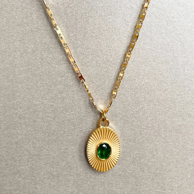 Nepheli Luxe 18 Karat vergoldete Halskette