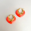 Aretes de aro de coral bañados en oro de 18k Lola Luxe