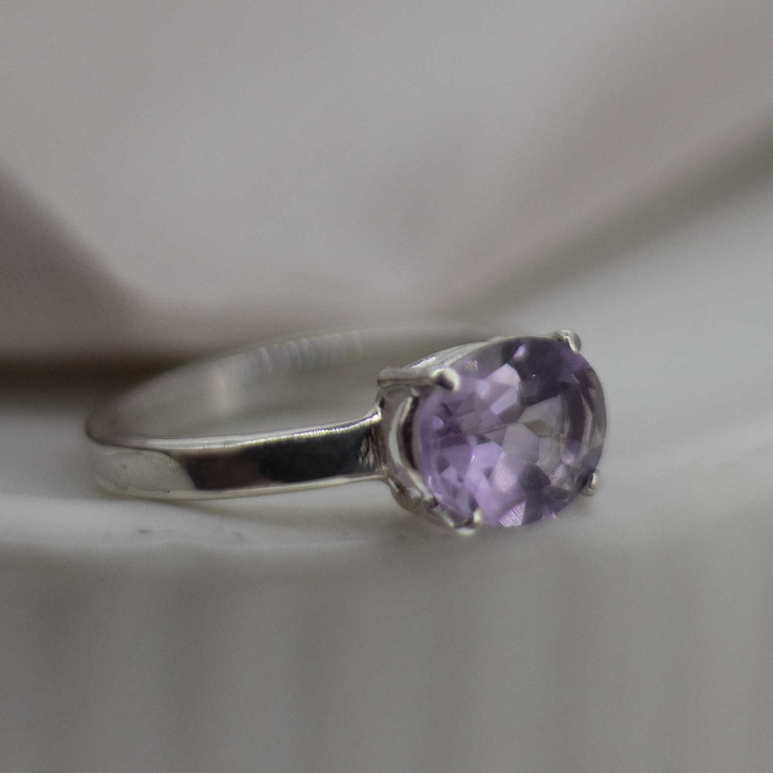 Pink Amethyst oval treasure ring