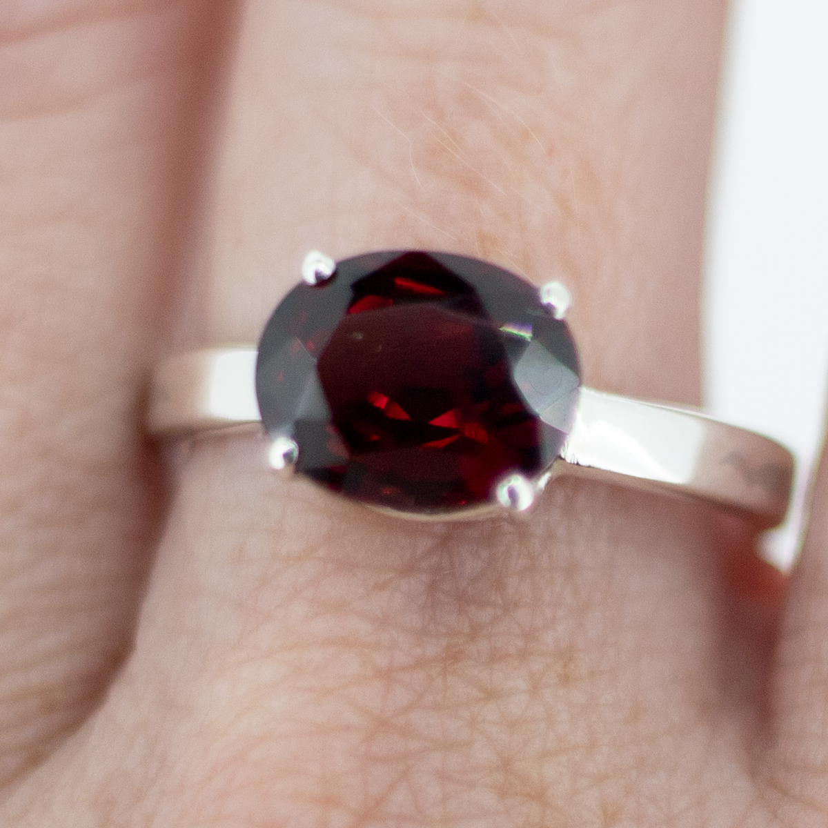 Anillo Tesoro de Granate