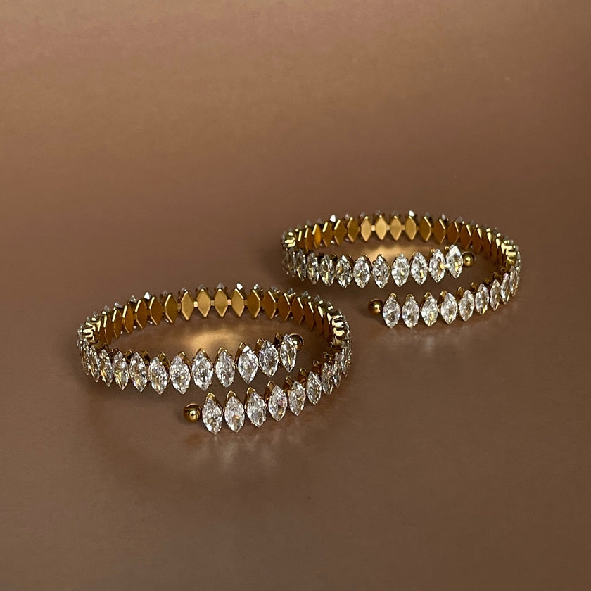 Kusum Luxe 18k Gold Plated Jewelled Bracelet