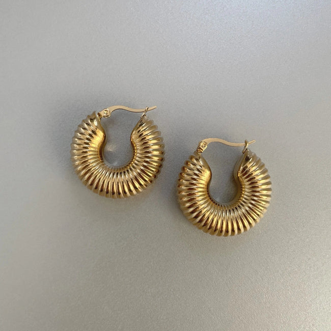 Vesper Luxe Gold 18k Plated Chunky Ridged Hoops