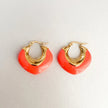 Aretes de aro de coral bañados en oro de 18k Lola Luxe