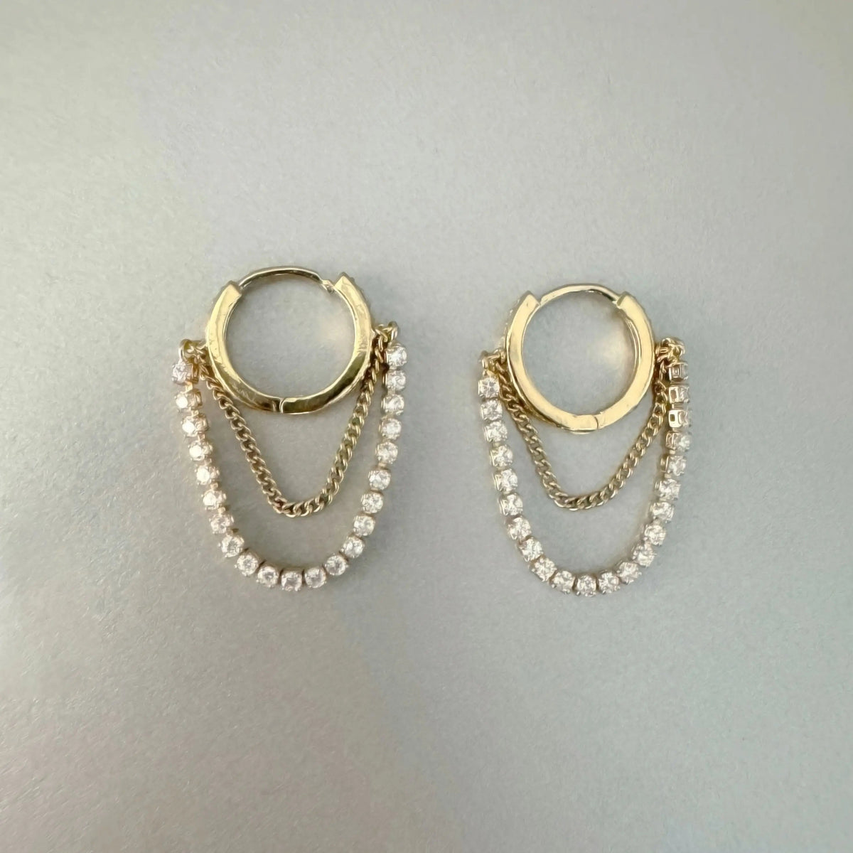 Starlet Doppelketten-Ohrringe mit Juwelen
