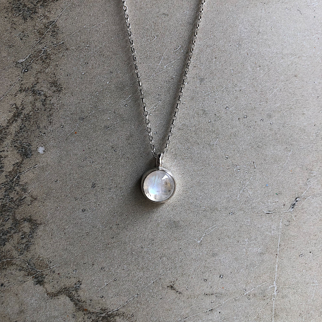 Rainbow moonstone treasured necklace