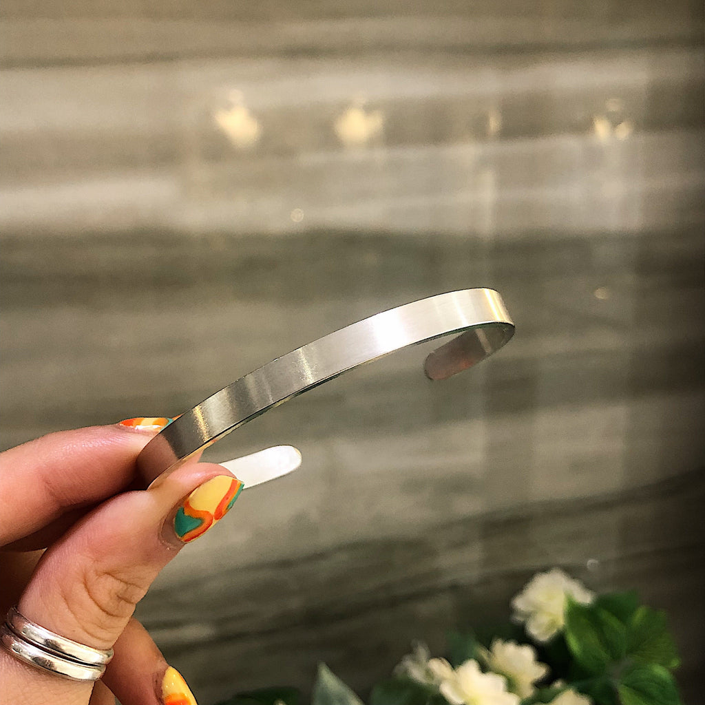 The Plain Cuff