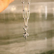 Cadena con trébol de la suerte