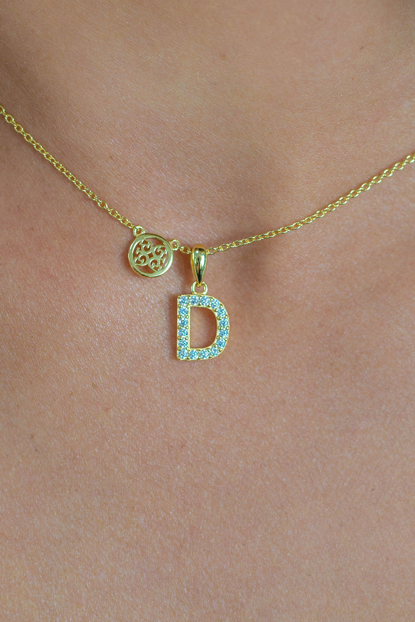 LUXURY LETTERS D INITIAL PENDANT GOLD