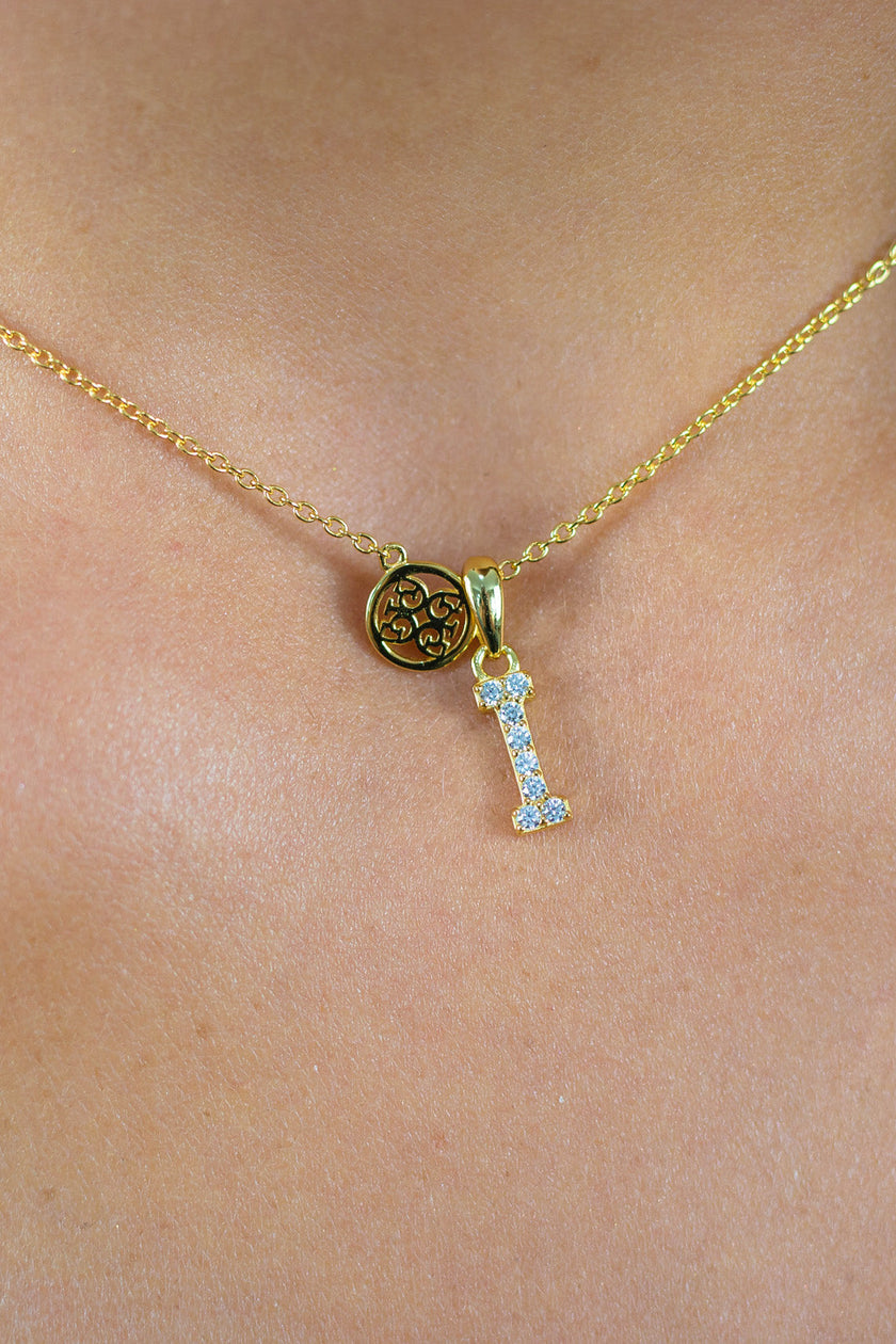 LUXURY LETTERS I INITIAL PENDANT GOLD
