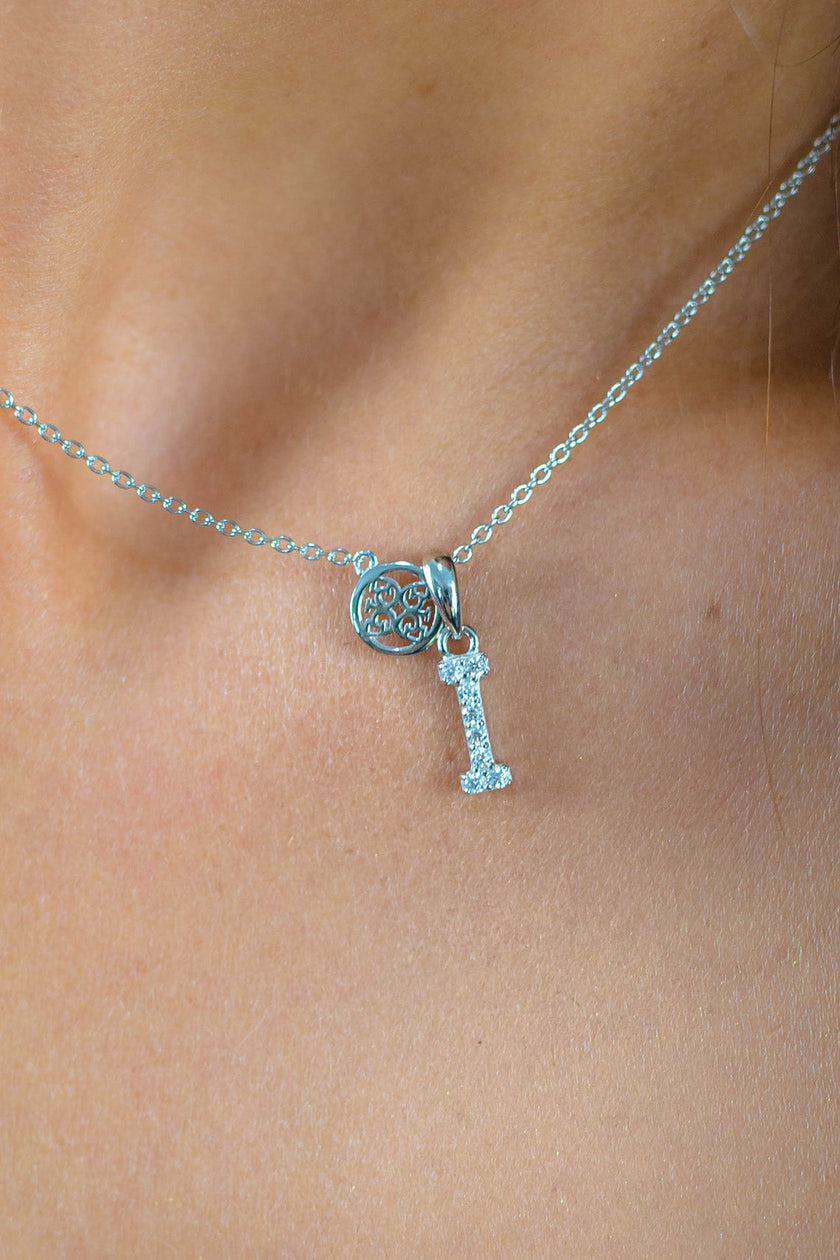 LUXURY LETTERS I INITIAL PENDANT SILVER