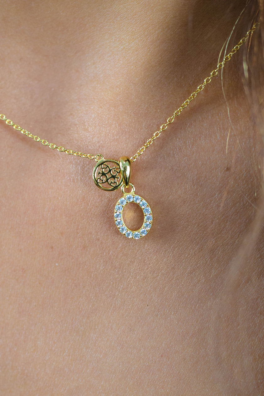 LUXURY LETTERS O INITIAL PENDANT GOLD