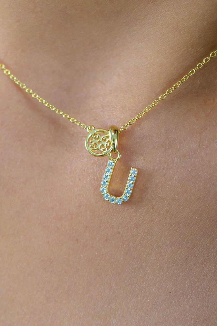 LUXURY LETTERS U INITIAL PENDANT GOLD