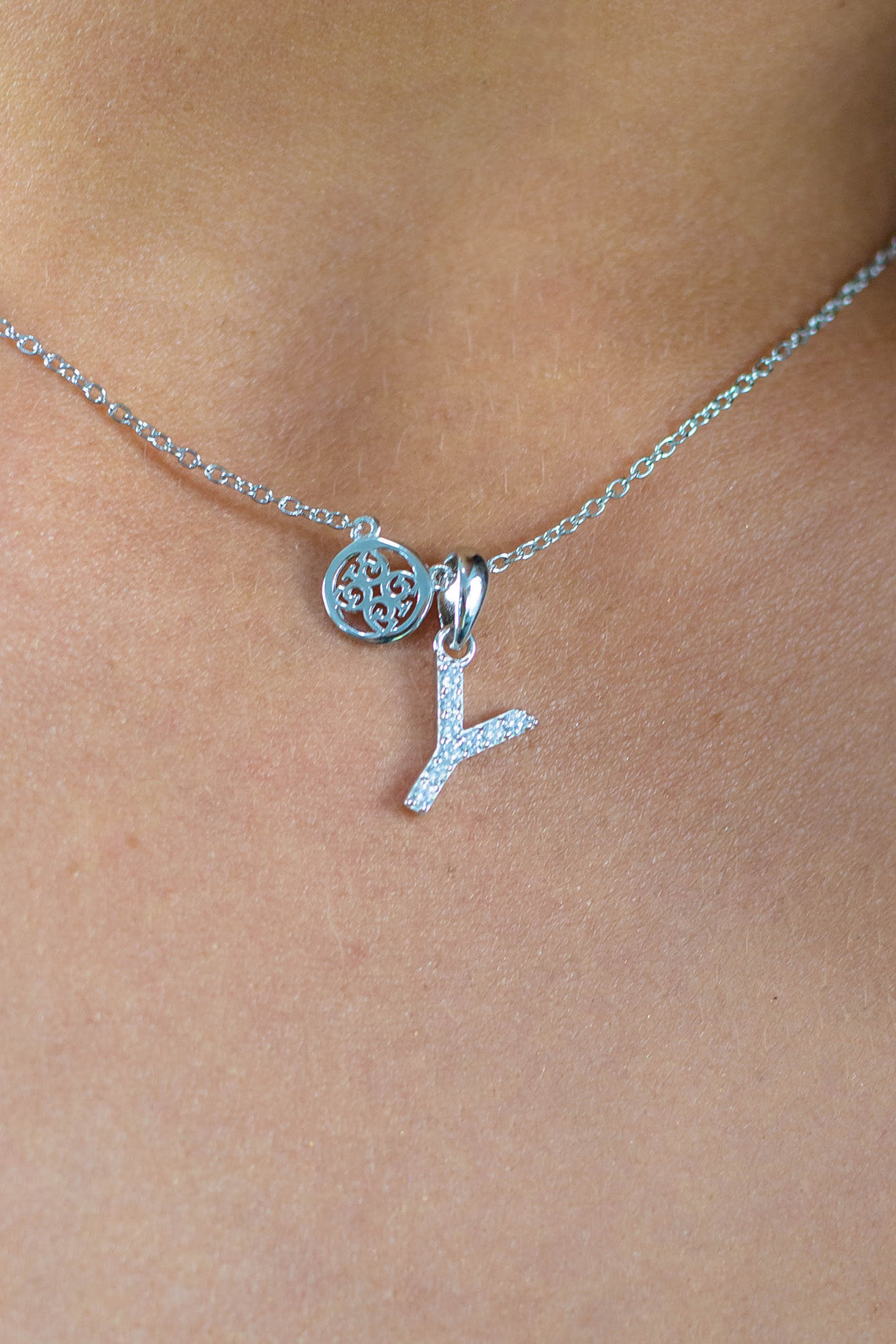 LUXURY LETTERS Y INITIAL PENDANT SILVER