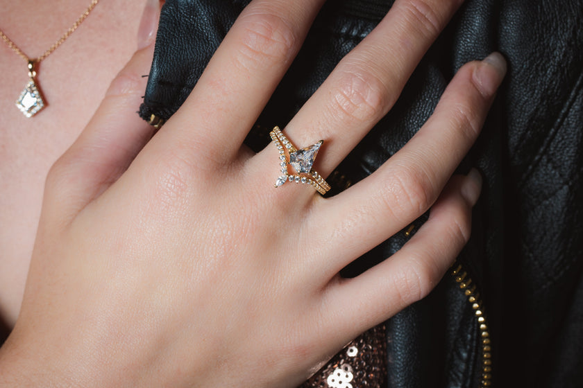 ROCK STAR SHIELD GOLD RING