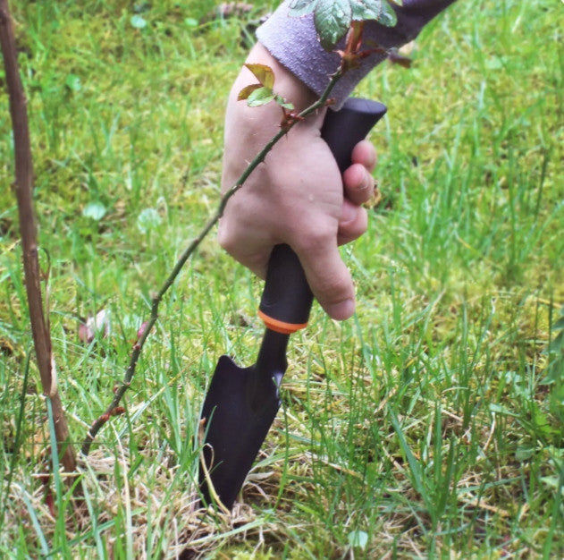 Narrow Spade DE LUXE