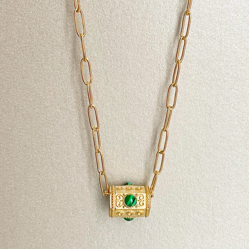 Collar Amuleto Secreto de Asha