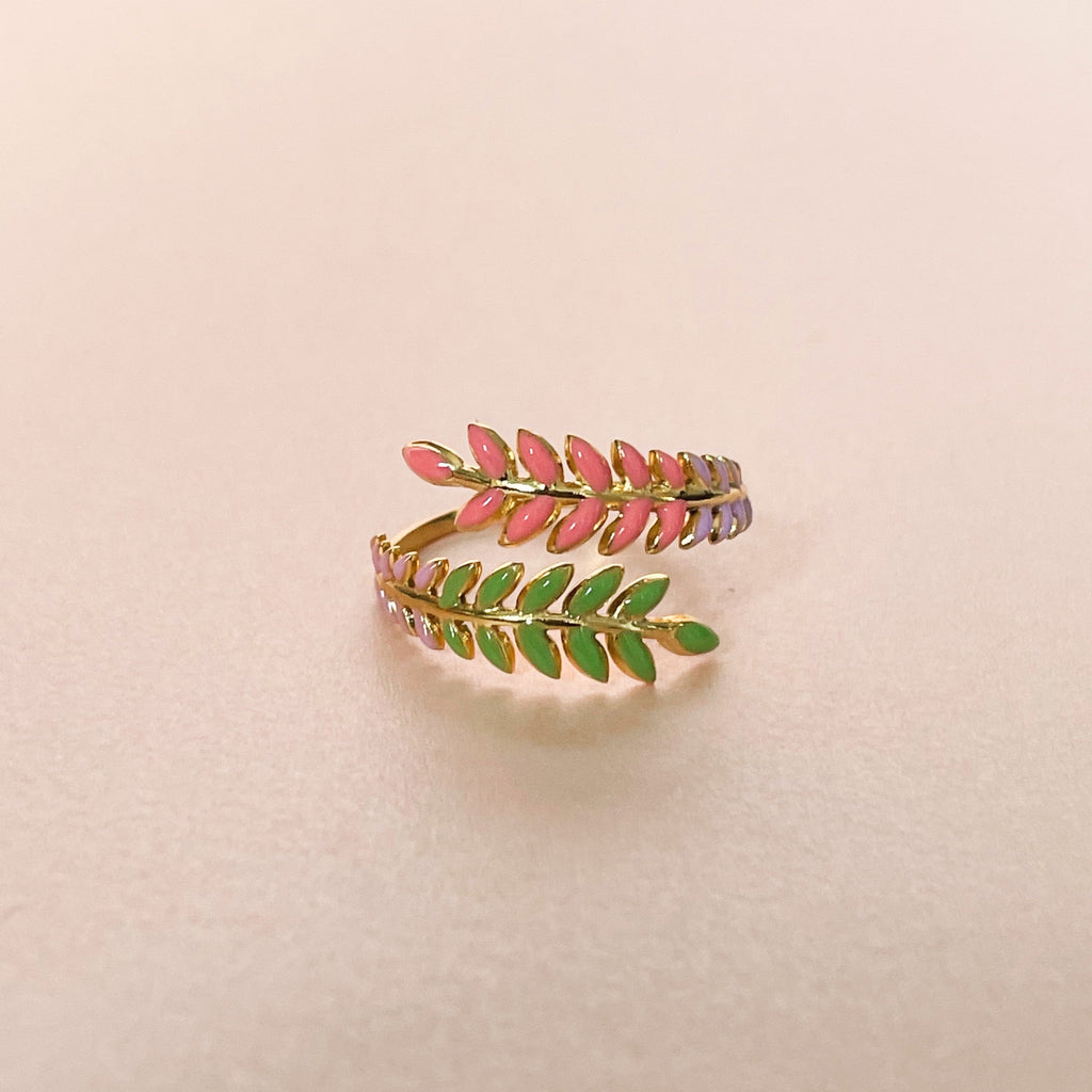 Anillo de corona con baño de oro de 18k Angel Luxe