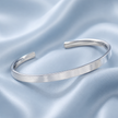 Luxury Curved Cuff