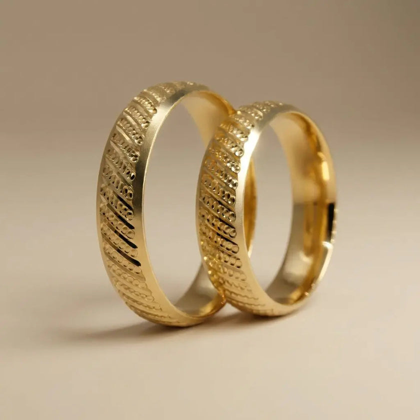 5mm Gold Wedding Band – Cross Line Texture – 9ct/14ct/18ct Gold