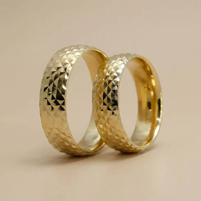 6mm Gold Wedding Band – Faceted Pyramid – 9ct/14ct/18ct Gold