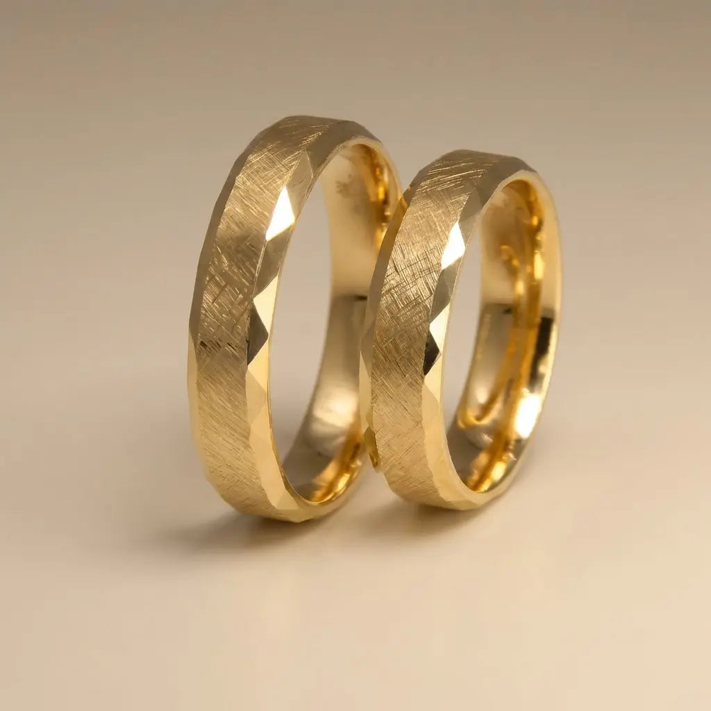 5mm Gold Wedding Band – Faceted Satin Contrast – 9ct/14ct/18ct Gold