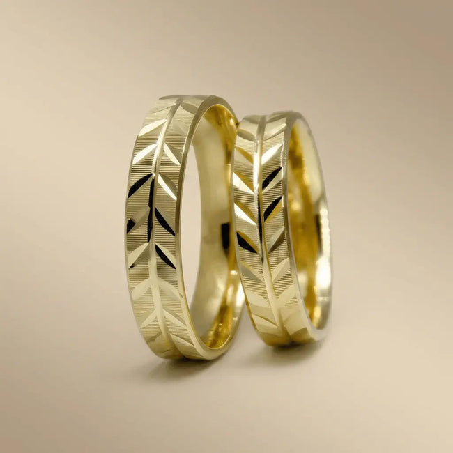 5mm Gold Wedding Band – Geometric Leaf Cut – 9ct/14ct/18ct Gold