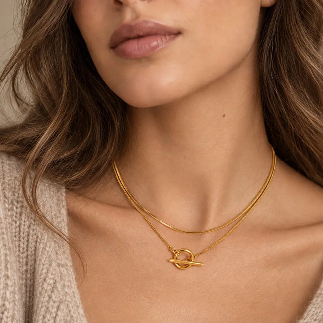 Matilda Luxe 18k Gold Plated Wraparound T Bar Necklace