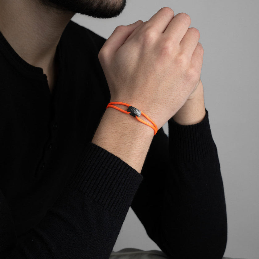 Carbon Regent Kordelarmband