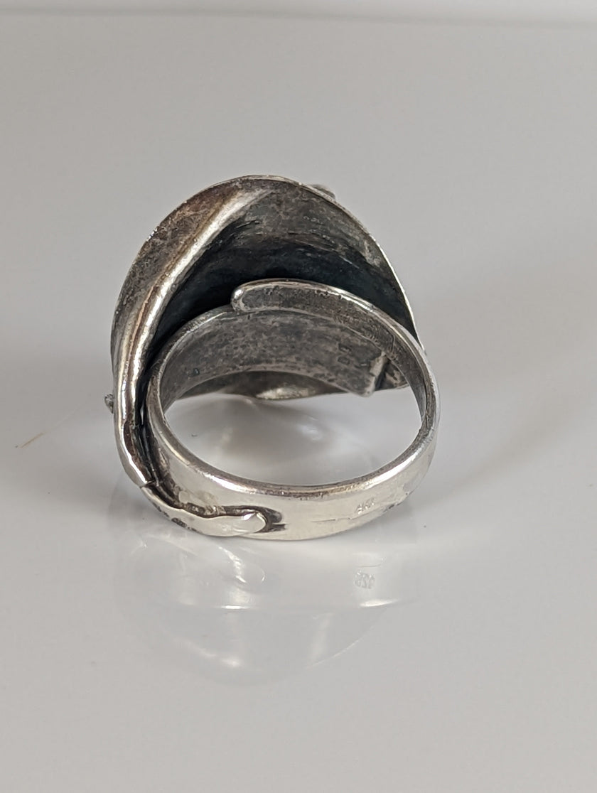 Silver Steed Big Leaf with Ornament Silver Ring