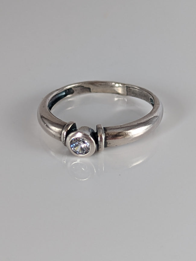 Silver Steed Silver Round Zirconia Ring