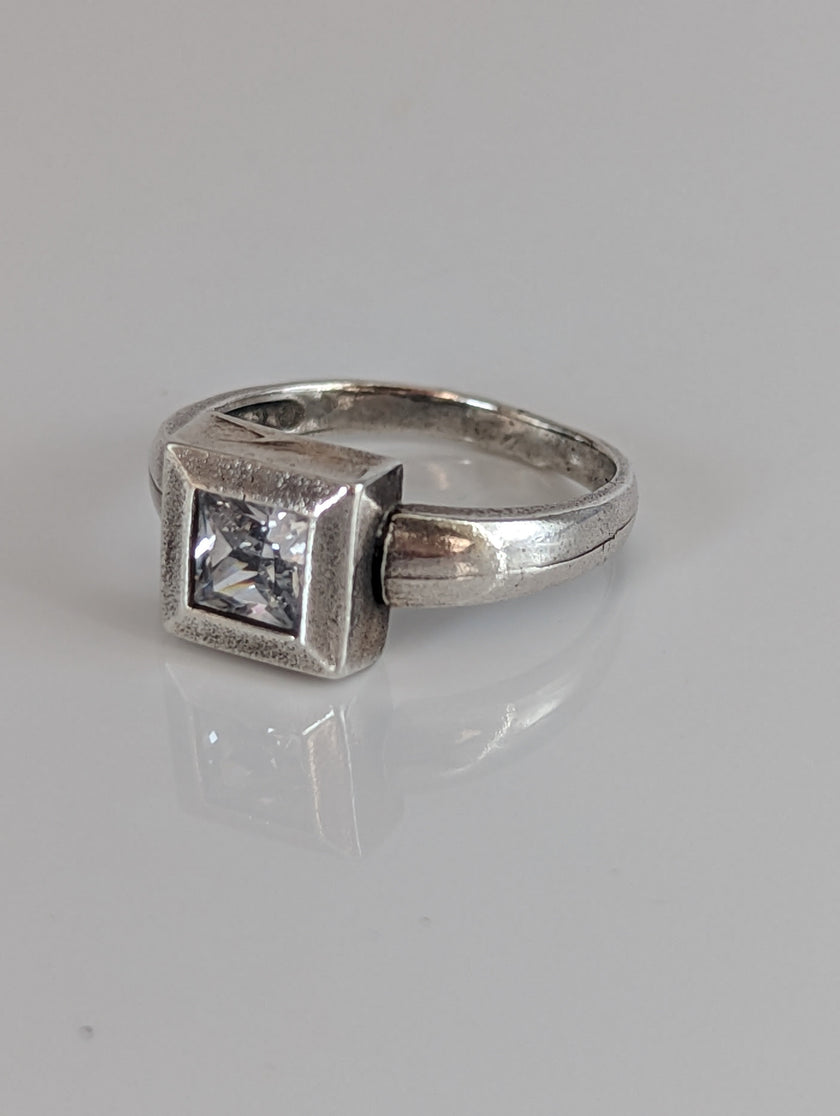 Silver Steed Silver Zirconia Square Ring