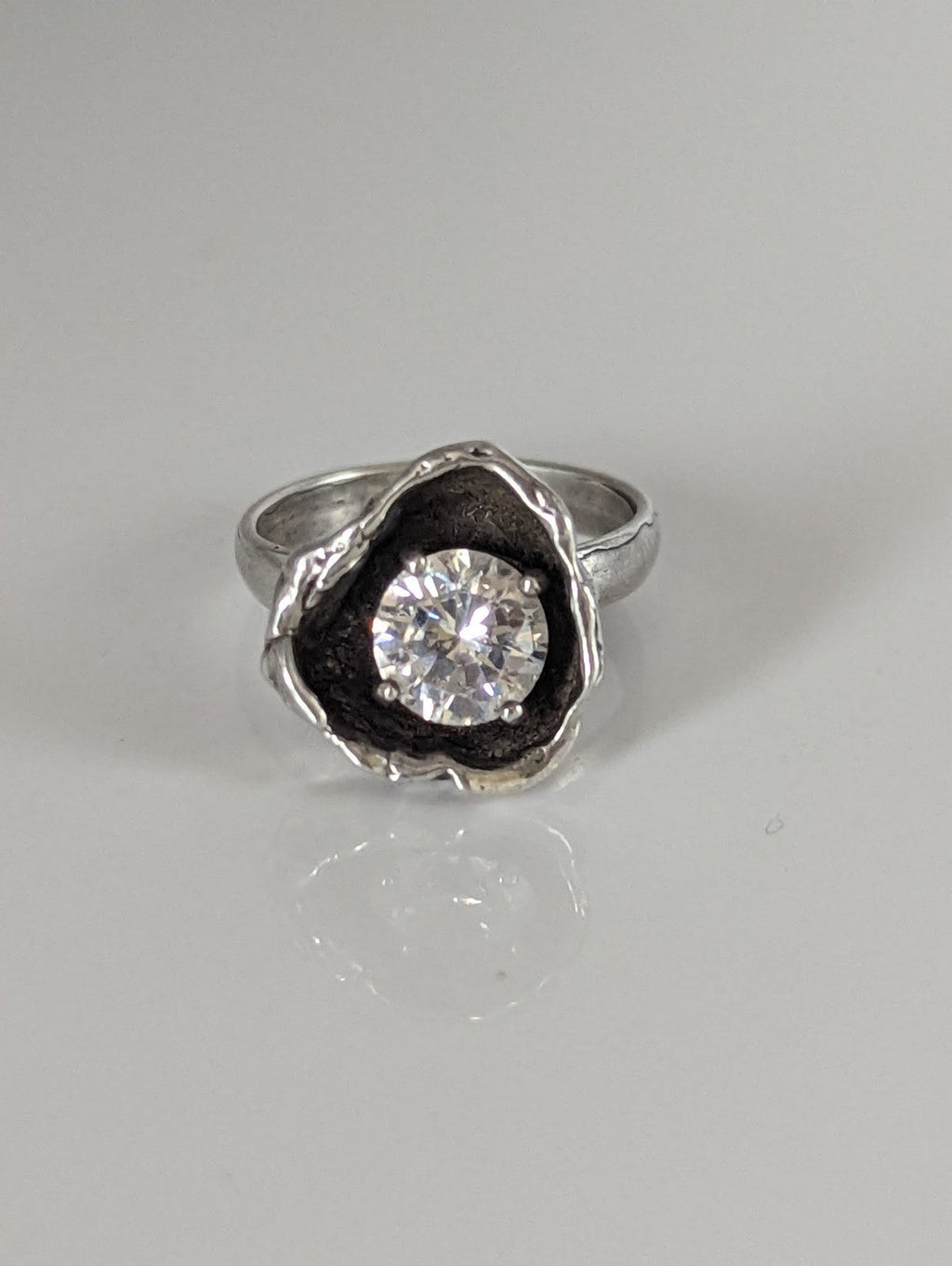 Silver Steed Large Zirconia in a Flower Silver Ring