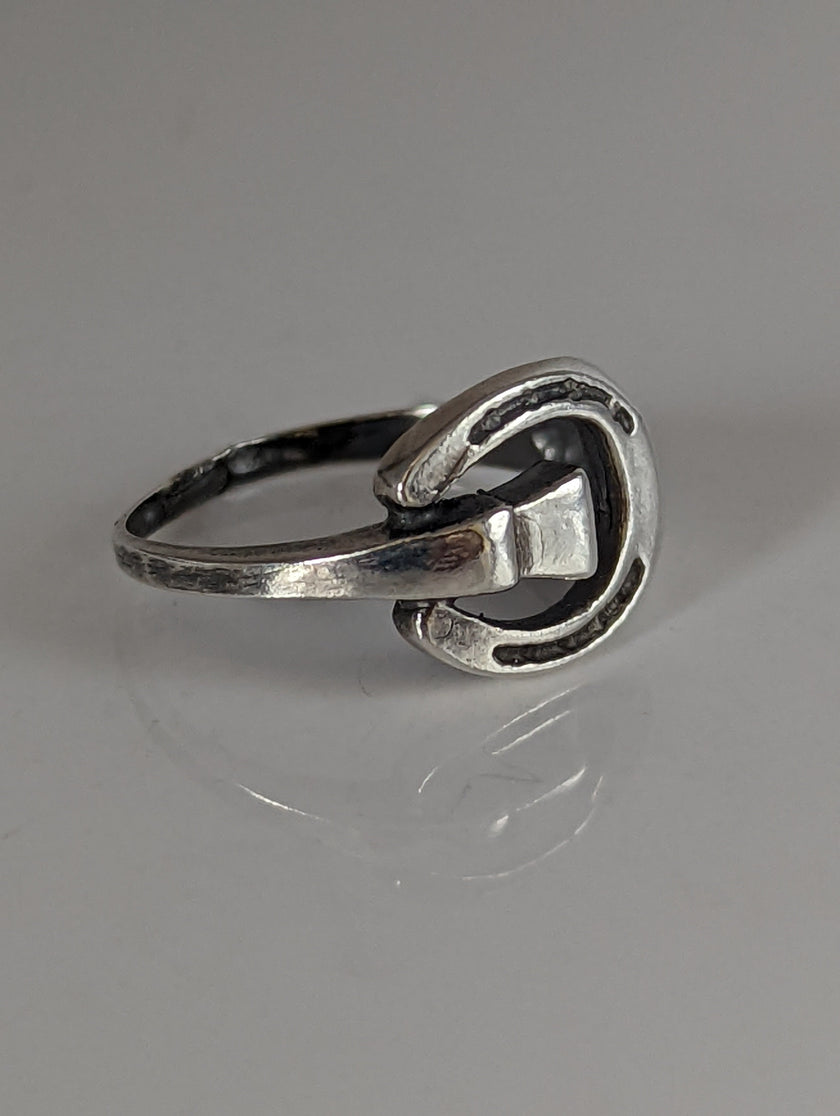 925 Silver Horseshoe Ring – Equestrian Symbol & Gift for Him or Her