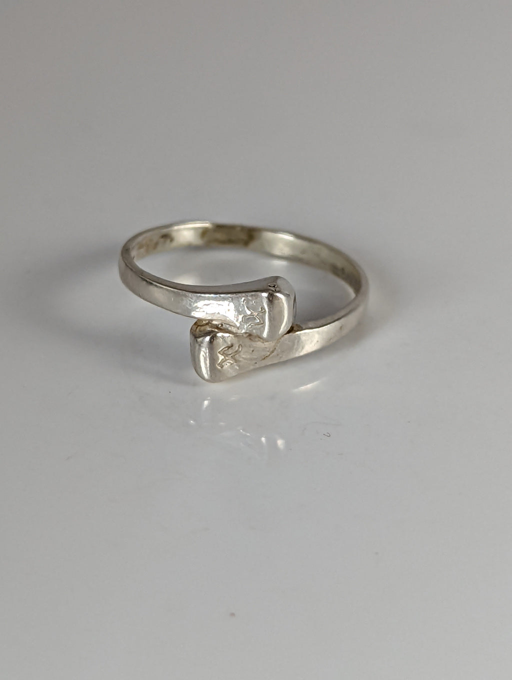925 Silver Hoof Nail Ring – Equestrian Gift for Him & Her