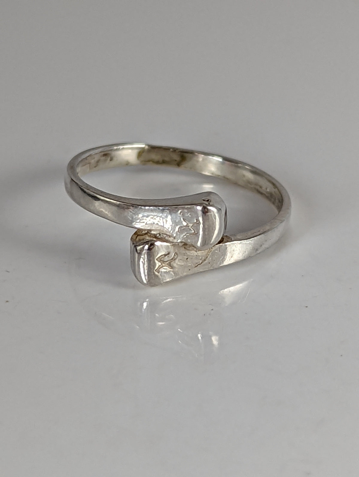 925 Silver Hoof Nail Ring – Equestrian Gift for Him & Her