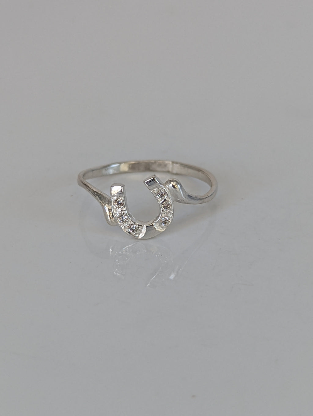 925 Silver Horseshoe Ring with Zirconia – Lucky Equestrian Gift