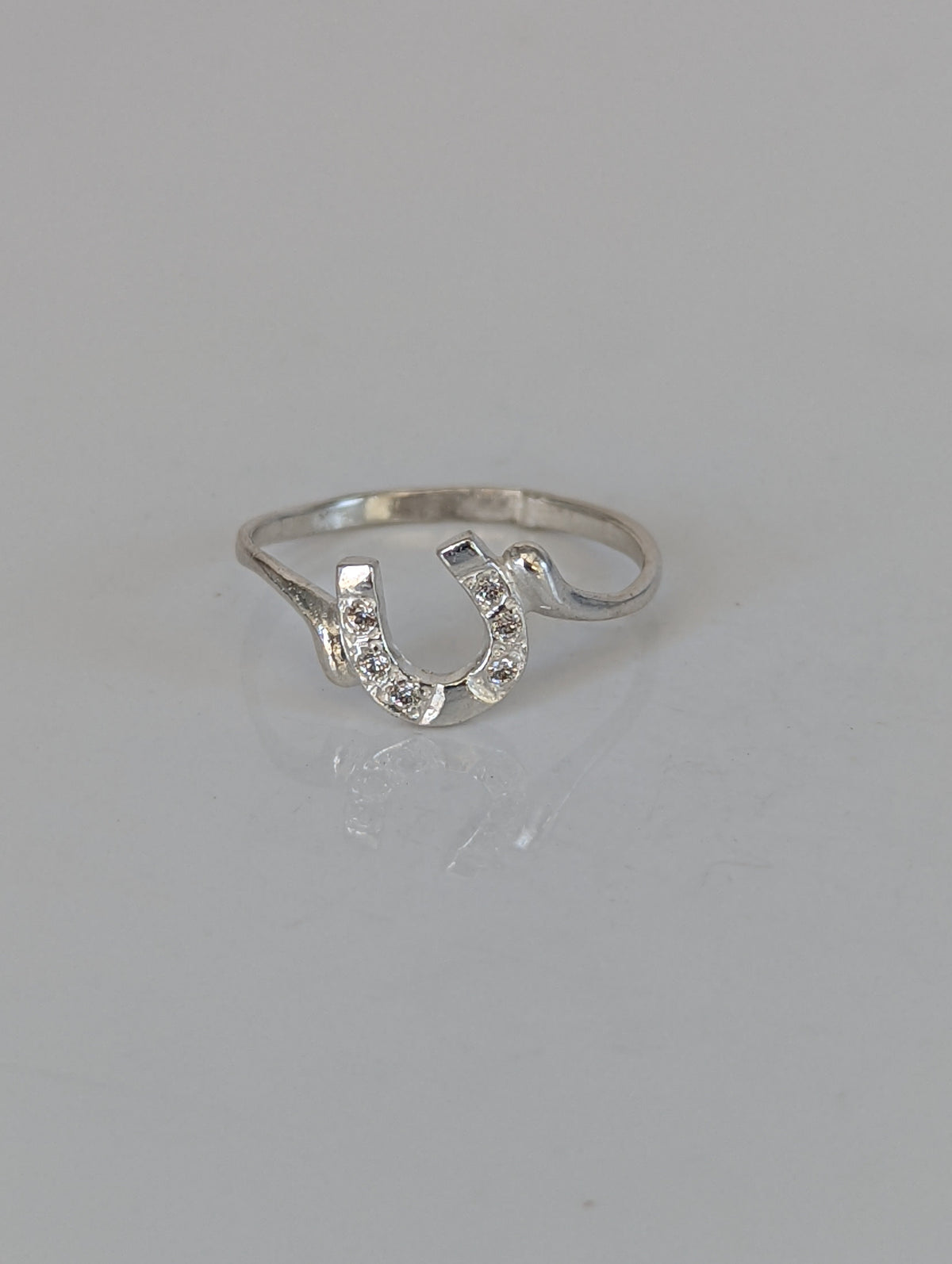 925 Silver Horseshoe Ring with Zirconia – Lucky Equestrian Gift