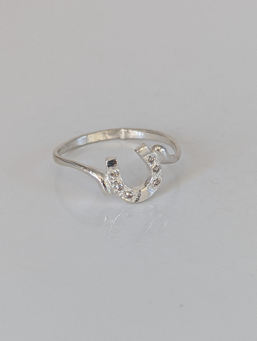925 Silver Horseshoe Ring with Zirconia – Lucky Equestrian Gift