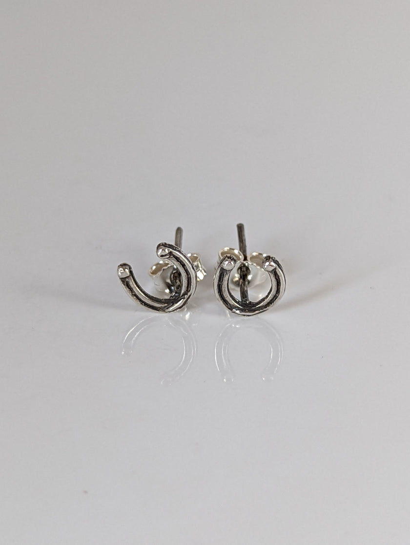 Silver Steed Small Horseshoe Stud Earrings 1