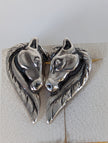 Aretes con cabeza de caballo con melena larga de semental plateado