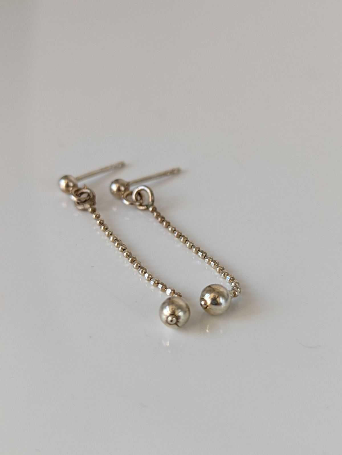 Silver Steed Long Delivate Silver Ball Stud Earrings