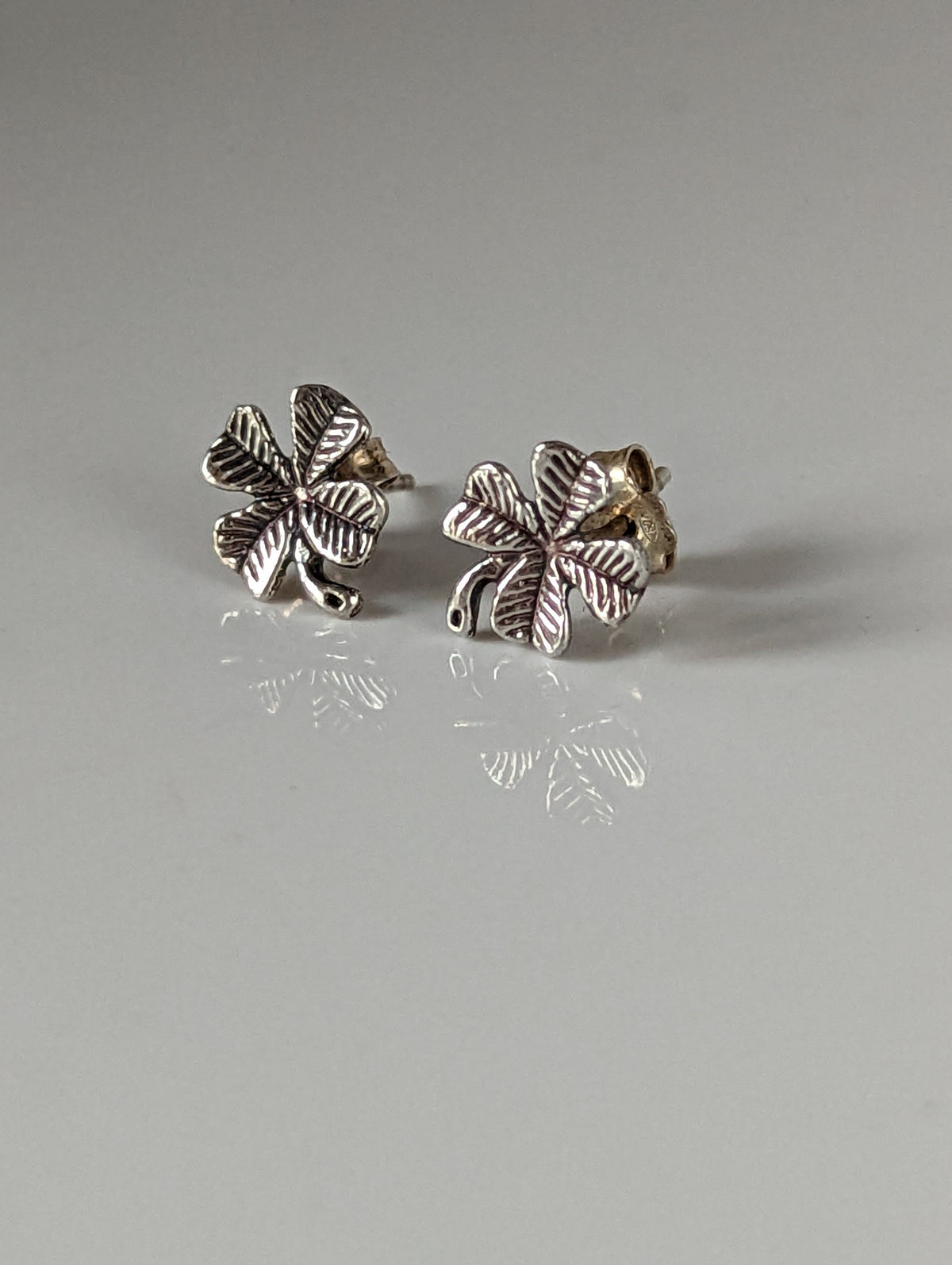 Silver Steed Clover Stud Earrings