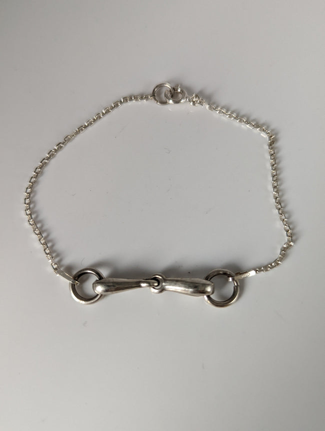 Silver Steed Snaffle on a Chain Delicate Bracelet
