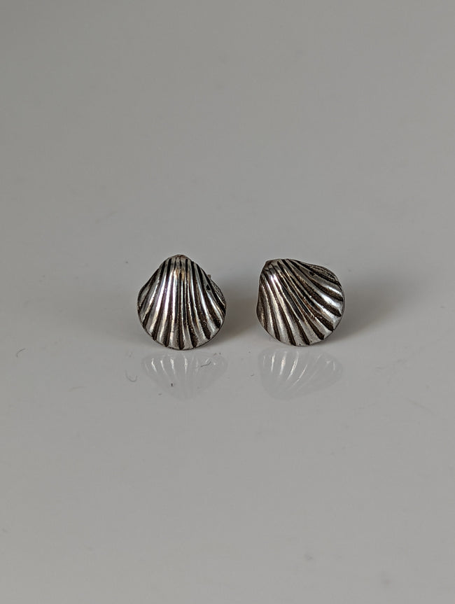 Silver Steed Shell Stud Earrings