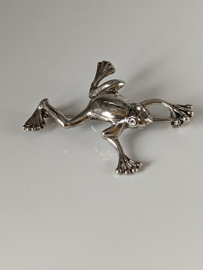 Silver Steed Leaping Frog Silver Brooch