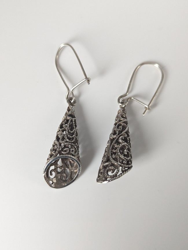 Silver Steed Filigree Cone Dropped Earrings