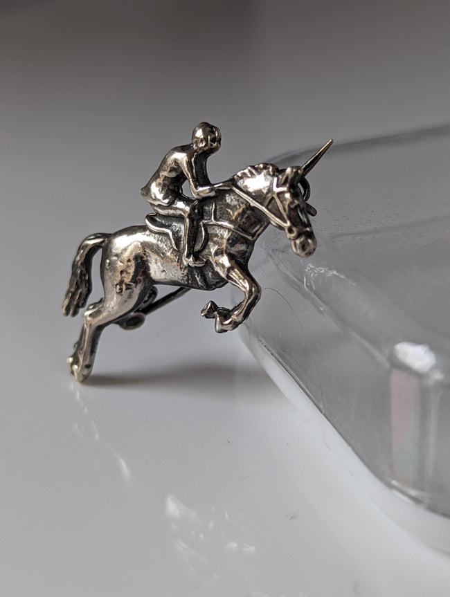 Silver Steed Show Jumper Brooch / Stock Tie Pin