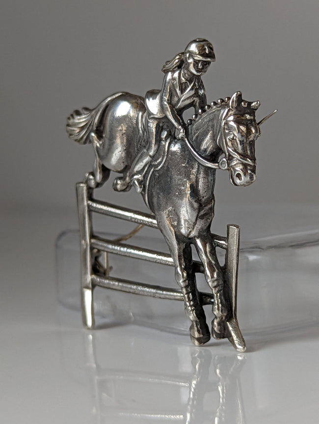 Silver Steed Triple Bar Jump, Show Jumping Brooch / Stock Tie Pin
