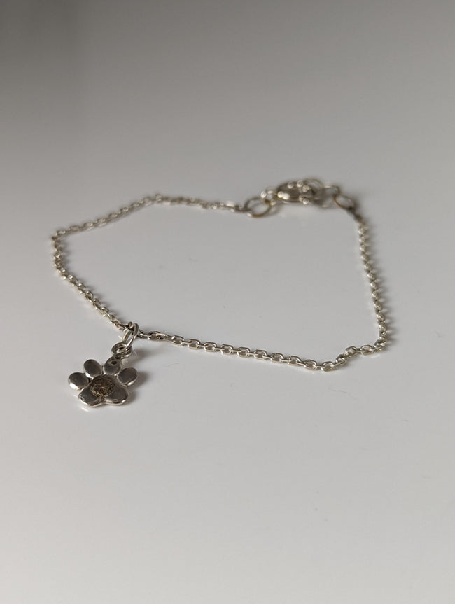 Silver Steed Paw Print Charm Silver Bracelet